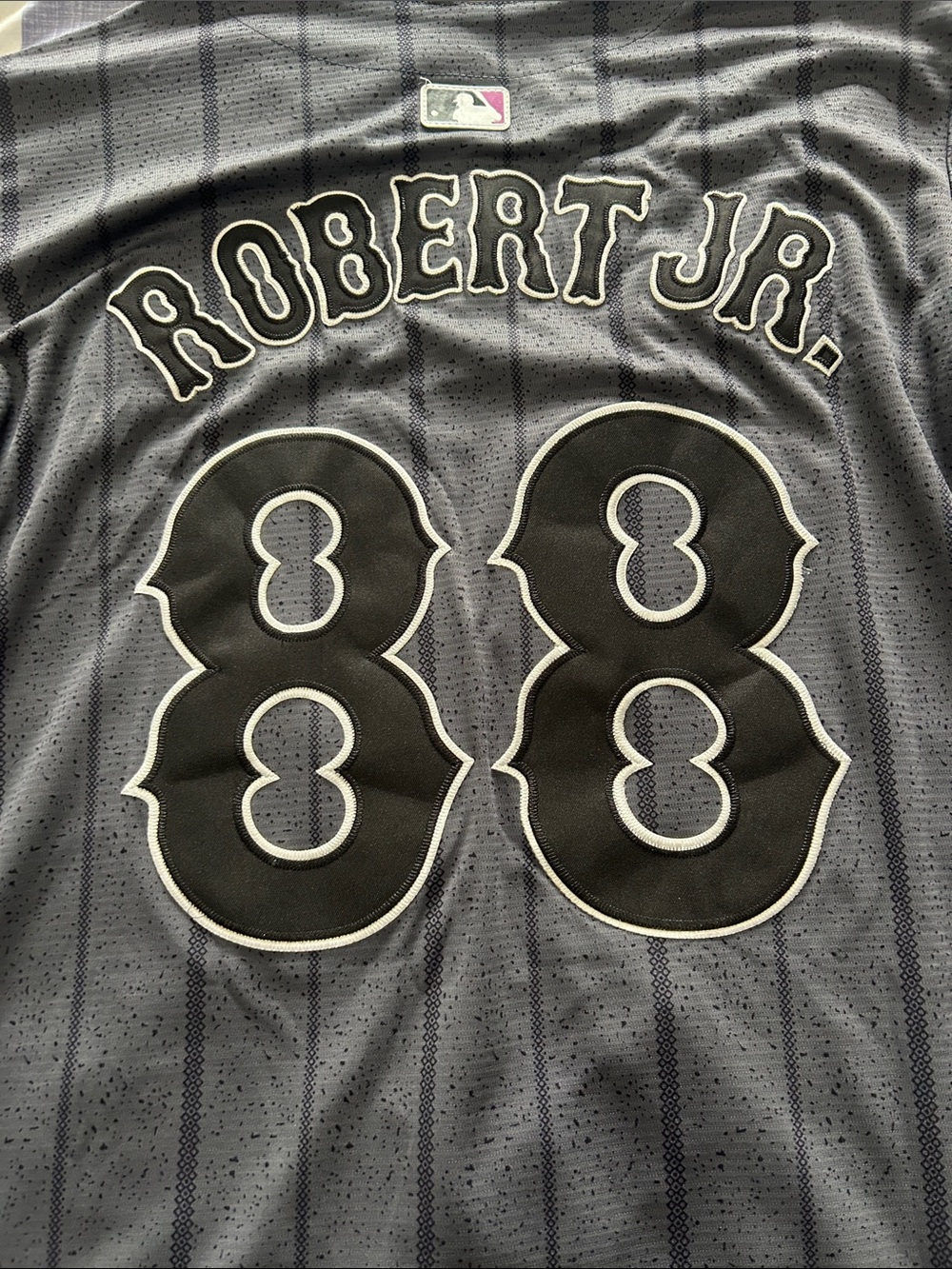 Robert Jr. City Connect Mets Jersey - Picture 3 of 5